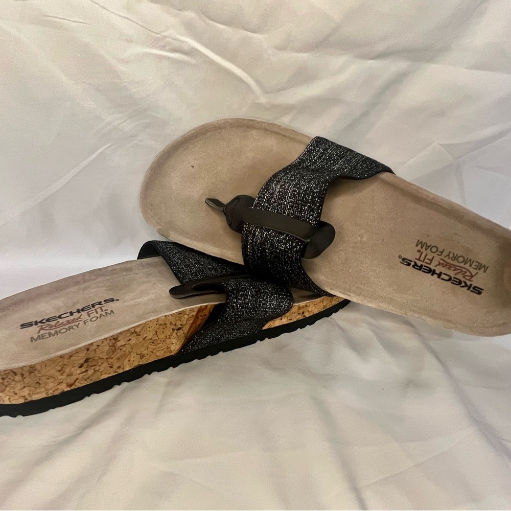 Skechers Women's Black and Tan Sandals